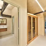 Urban Flat 67 - Spacious Flat In Central Paris