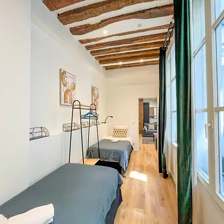 Apartment Urban Flat 67 - Spacious Flat In *