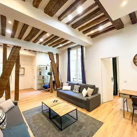 Apartment Urban Flat 67 - Spacious Flat In